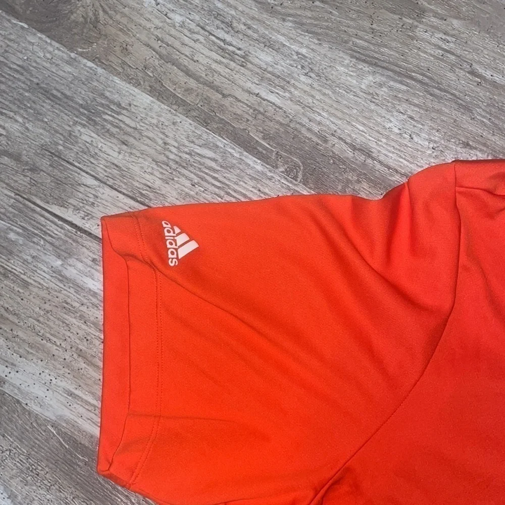Adidas XL